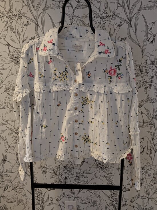 NWT Pilcro Embroidered Floral Blouse | Anthropologie | NWT | Size M - Picture 3 of 10